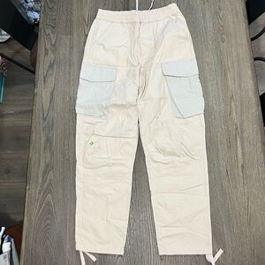 NWOT Converse Mens Cream White Cargo Jogger Pants Size M